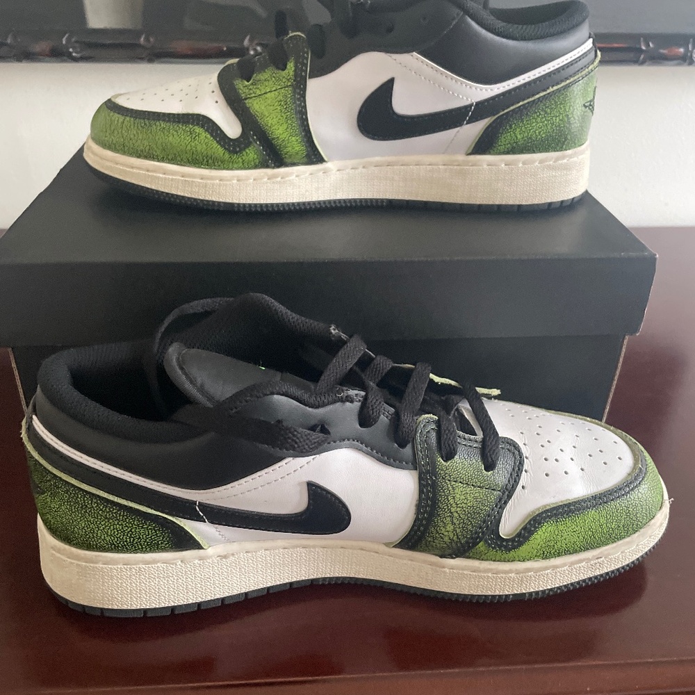 Air Jordan 1 Low SE